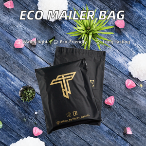 Enveloppe d'expédition en polyéthylène noir et or biodégradable et imperméable Xinyue pour colis, courrier et livraisons - Product Image 2