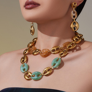 Vintage <span class=keywords><strong>rosa</strong></span> cruz conjunto - 18K oro strass joyería - retro collar/arolo pendientes/anillo acero inoxidable europeo - Product Image 3