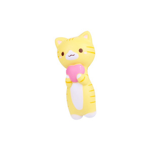 Cartoon Cat Fidget Toy With Heart TPE Slow <b>Rebound</b> For Kids Age 2 To 4 Years Unisex - Product Image 1