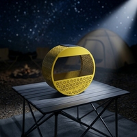 Lanterne solaire décorative d'extérieur en métal creux en forme de cercle jaune