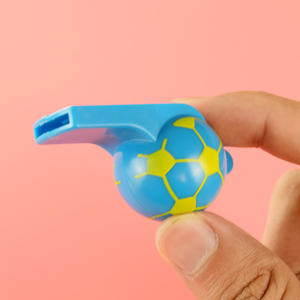 Silbato de Juguete de Fútbol de Plástico de Color de Alta Calidad para Regalo Promocional - Product Image 5