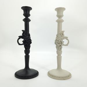 Venta al por mayor de resina negra en forma de reloj de arena para el hogar portavelas decorativo estilo artesanal - Product Image 2