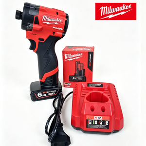 Atornillador Inalámbrico <span class=keywords><strong>Milwaukee</strong></span> M12 FUEL Sin Escobillas de Tamaño Compacto para Trabajos en Espacios Pequeños, Atornillador de Impacto, Kit Combinado de Atornillador de Impacto - Product Image 1