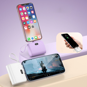 Nouvelle batterie externe LED de poche unique avec écran intégré, 10000 mAh, câble intégré et support - Product Image 3