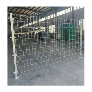 Malla de Alambre de Hierro para Cercas de Calibre 16 y 10, 2x2, 4x4, 6x6, Recubierta de PVC Verde, Galvanizada, Soldada, en Rollo - Product Image 2