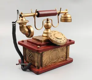 Antique Film And Television Properties Home Decoration Metal Craft Old Style Mobile Telephone Model