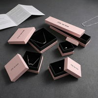 Boîtes cadeaux en gros pour bijoux, petites boîtes carrées en papier pour colliers, bagues, chapeaux, avec fermeture auto-agrippante, personnalisables et imprimées
