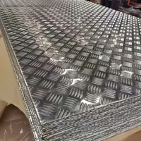 Plaque en acier inoxydable à motif damier de 4 mm, découpée sur mesure, pour construction de sols industriels, motif décoratif.