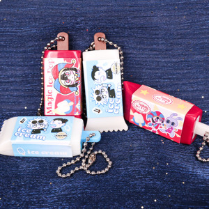 Porte-clés pendentif créatif en PVC, motif dessin animé personnalisé, en forme de petit bâtonnet de crème glacée, mignon, coloré, style anime, étanche - Product Image 4