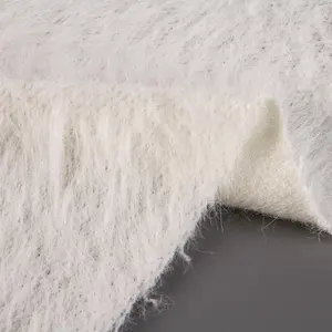 Tiro de malha peludo branco Imitado vison branco de malha de tecido de veludo para o vestuário
