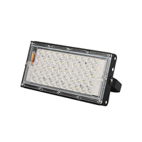 Projecteur solaire LED YIHAN 50W, lumière du jour 5000K, corps en aluminium, montage en surface, éclairage extérieur pour jardin, télécommande, garantie 2 ans