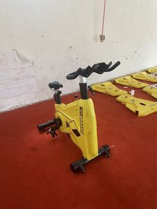 Kayışlı Sürüşlü Dirençli Spinning Bisikleti - 150 kg Maksimum Ağırlık Fitness Ekipmanı, Ayarlanabilir Koltuk, Kaymaz Kaplamalı Çelik Tutamaklar, Sağlam Gövde - Product Image 3