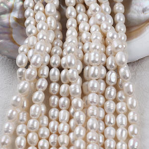 Perlas de Agua Dulce Naturales de Forma de Arroz de 8-9 mm al por Mayor de Zhuji, Perlas Sueltas para Hacer Collares y Pulseras - Product Image 1