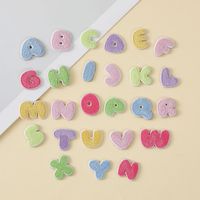 Patchs brodés thermocollants/auto-adhésifs miniatures mignons couleur macaron avec lettres anglaises pour la décoration