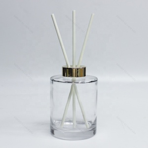 Top Popular Mini <strong>Skull</strong> <strong>Glass</strong> <strong>Bottle</strong> Empty <strong>Skull</strong> <strong>Bottle</strong> with Lid - Product Image 1