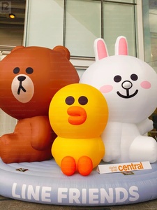 Mascotte géante gonflable LED LINE FRIENDS, lapin brun Sally Leonard, accessoire pour promotion en centre commercial/événement pour fans/parc à thème/exposition - Product Image 2