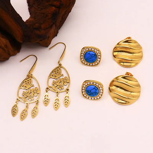 ต่างหูห่วงสแตนเลส304ชุบทอง18K สุดหรูสำหรับสุภาพสตรี1คู่ - Product Image 2