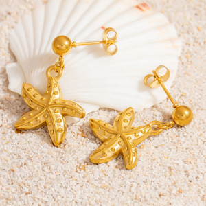 Boucles d'oreilles pendantes étoile de mer en alliage de zinc plaqué or 18 carats et acier inoxydable, style resort, thème océan, bijoux de mode - Product Image 1