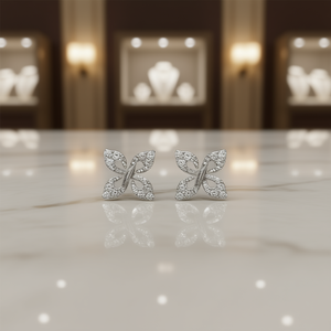 Orecchini a farfalla da donna con strass in cristallo, gioielli alla moda in lega, colore oro, micro inserti rotondi brillanti, perfetti per feste - Product Image 2