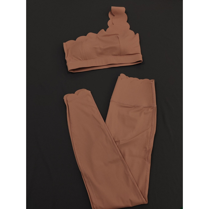 Gilet brun cannelle