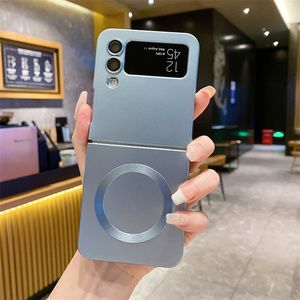 <span class=keywords><strong>Coque</strong></span> antichoc pour Samsung Galaxy Flip 6 5, compatible avec le chargement sans fil magnétique <span class=keywords><strong>Z</strong></span> Flip 4 <span class=keywords><strong>3</strong></span>, peinture métallique, <span class=keywords><strong>coque</strong></span> de téléphone en TPU souple - Product Image 3