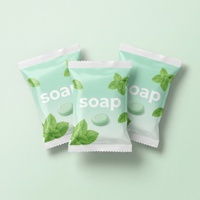 Sachets en aluminium imperméables à trois soudures latérales avec logo personnalisé pour savon d'hôtel, échantillons de soins de la peau, mini-sacs d'emballage cosmétique – Vente en gros