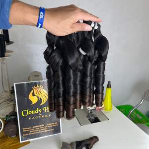 Doble dibujado Ombre Color Bouncy Curl Virgen Cutícula alineada Huevo rizado, Curl Magic/Bouncy Curl Cabello humano vietnamita - Product Image 3