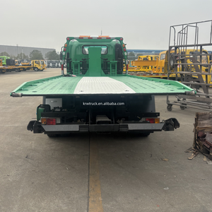 Nouveau camion de remorquage à plateau Isuzu 4x2, transmission manuelle diesel, compatible Euro IV, capacité de levage de 4 à 5 tonnes pour le récupération de véhicules - Product Image 6