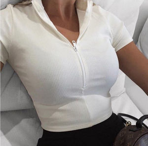 Blus & Atasan Wanita Musim Panas Model Crop Kasual Rajut dengan Kerah Tegak Seksi, Bahan Bernapas & Logo Bordir - Product Image 2