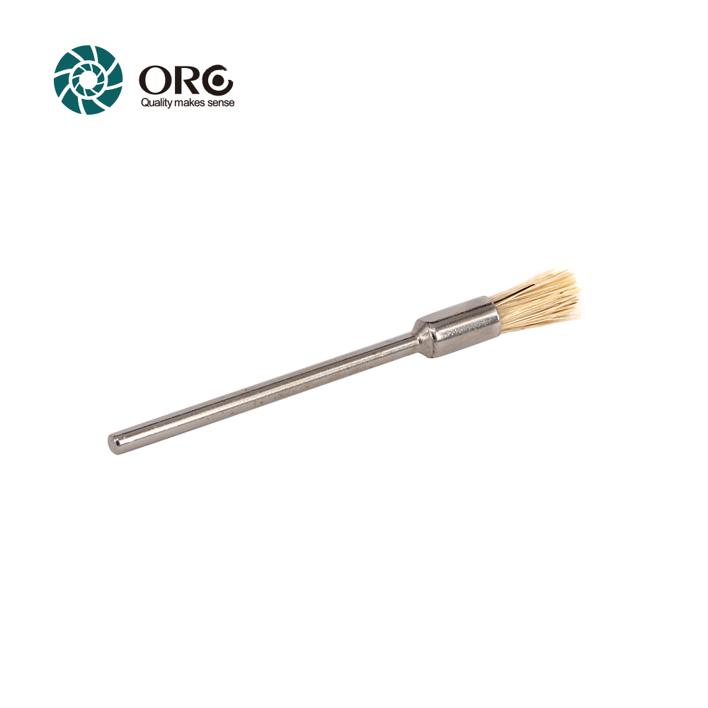 ขนแปรงสีขาว