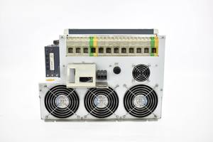 وحدة تحكم برمجة PLC أصلية وجديدة من نوع Acopos 128M 3x400-480V 128A 64kW 8V128M001-2 Rev C0 - Product Image 2