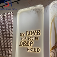 Production rapide de lettres en métal chromé personnalisées avec éclairage LED pour la signalisation murale de la réception d'hôtel
