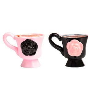 Breloques en résine en forme de tasses à café à fleurs roses et noires pour poupées, aliments miniatures, colle crème, décoration de coque de téléphone - Product Image 6