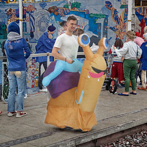 <span class=keywords><strong>Disfraz</strong></span> <span class=keywords><strong>de</strong></span> Mascota Inflable <span class=keywords><strong>de</strong></span> Caracol Grumpy para Adultos, Talla Única, <span class=keywords><strong>de</strong></span> Poliéster Resistente, Diseño Personalizable para Halloween - Product Image 3