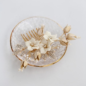 Fancy Small White Clay Flower Gold Leaves High Quality Rhinestone Bridal <strong>Hair</strong> Comb Handmade <strong>Floral</strong> <strong>Hair</strong> <strong>Accessories</strong> for Wedding - Product Image 2