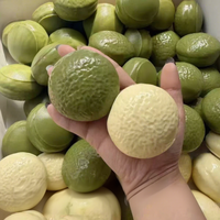 Nouvelle tarte au chocolat blanc, tarte au matcha, boule anti-stress moelleuse et croustillante faite à la main, transfrontalière