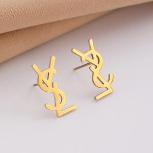 Collana con Catena a Lettere Placcata Oro 18k Antiossidante, Gioielli in Acciaio Inossidabile di Alta Qualità, <span class=keywords><strong>Set</strong></span> di Gioielli Firmati per Donne - Product Image 6