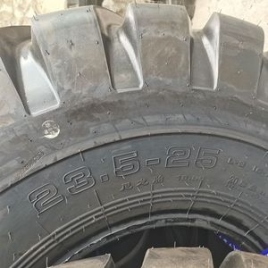 Haute qualité du fabricant direct 23.5-25 pouces OTR grattoir pneus nouveau modèle de camion niveleuse creusé rouleau chargeur biais conception caoutchouc - Product Image 5