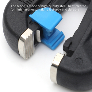 <span class=keywords><strong>Pince</strong></span> <span class=keywords><strong>à</strong></span> dénuder et couper les câbles multifonction portable pour la vente en gros – Outil manuel de dénudage et de sertissage - Product Image 3