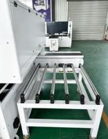 Nouvelle perceuse CNC six faces pour le travail du bois avec broche de 3,5 kW pour le perçage de panneaux de meubles