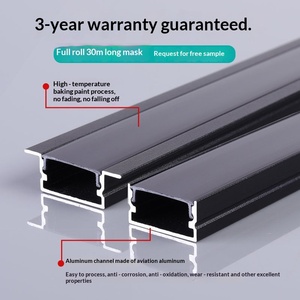 Barre lumineuse linéaire en alliage d'aluminium <span class=keywords><strong>noir</strong></span> série 6000, design à fente, CRI 95 élevé, pour montage suspendu ou en saillie, garantie 3 ans - Product Image 1
