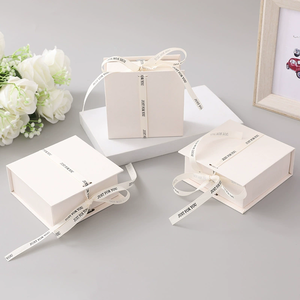 Wholesale Craft Paper <b>Small</b> pink Jewelry <b>Box</b> Custom Fancy Luxury <b>Small</b> Jewelry <b>Packaging</b> <b>Box</b> With Logo - Product Image 5