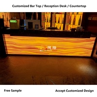 Vente chaude Onyx Bat Top Comptoir En Pierre Artificielle Translucide Rétro-Éclairé Réception Faux Feuille D'albâtre pour Hôtels Grande Dalle