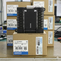 Controlador Lógico Programable (PLC) Original CP1W-MAD44, Módulo de E/S Analógicas para PLC CP1E CP2E, en Stock