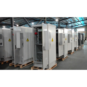 Gabinete de equipo de fuente de alimentación de <span class=keywords><strong>aluminio</strong></span> impermeable al aire libre 12U 15U 18U 22U con refrigeración de aire acondicionado Almacenamiento de batería de Telecomunicaciones - Product Image 4