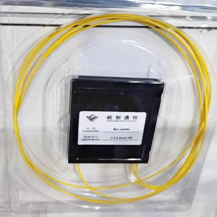 La fabbrica fornisce direttamente il Splitter PLC 1x4 in fibra ottica a 4 vie OEM senza connettore