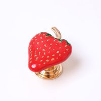 Nouveaux boutons de poignée de tiroir d'armoire de chambre d'enfants en alliage de zinc poignée de fruit de fraise rouge