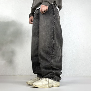 جينز رجالي فضفاض بتصميم واسع الساق وقصة سكيتر باهتة اللون - Product Image 2