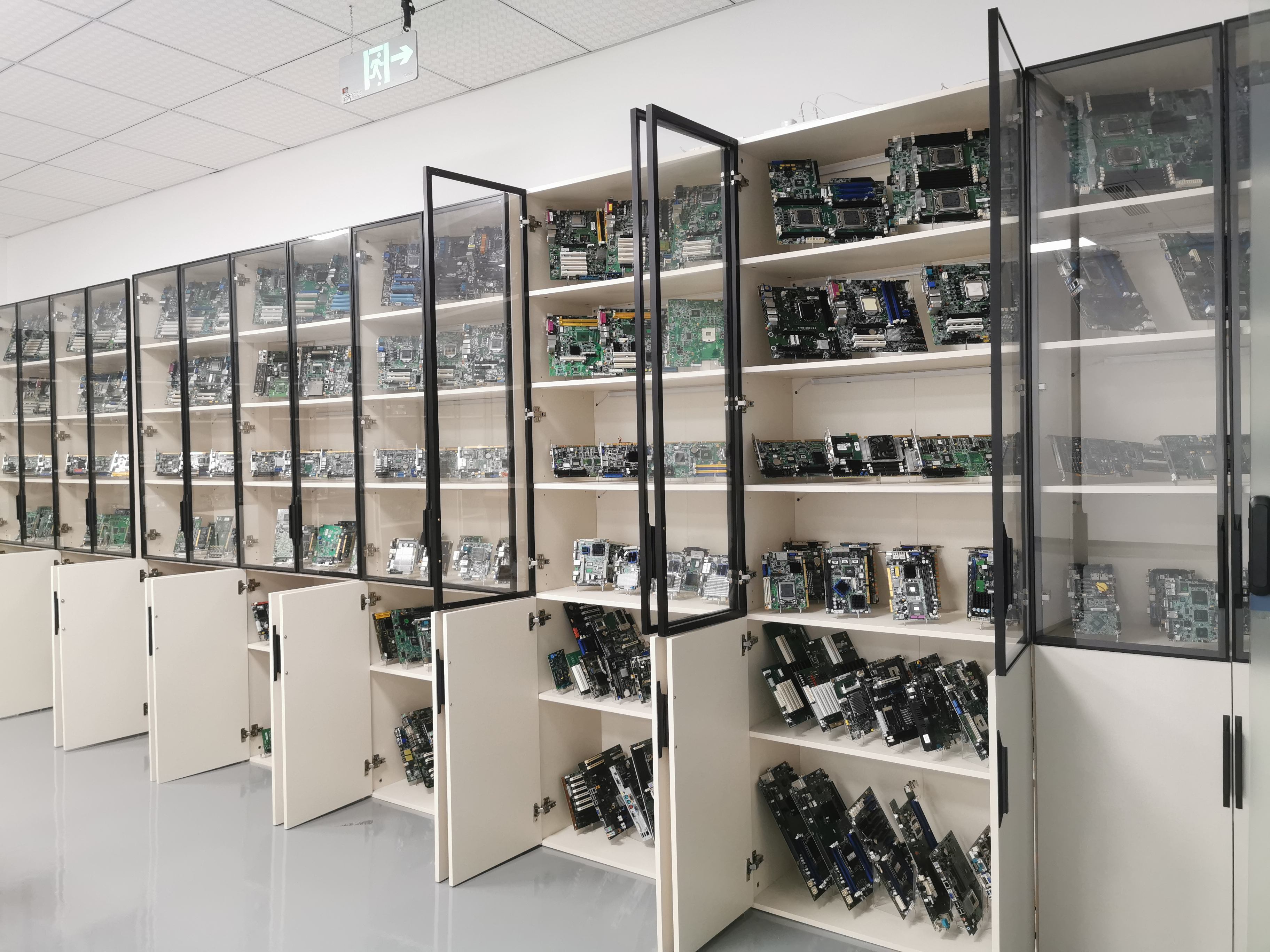 CPS2 マザーボード カプコン CPS2 マザーボード | レトロゲーム・PCエンジン修理