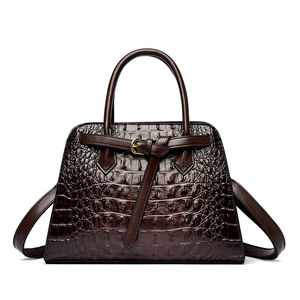 Sac à main portable et durable en PU à rivets géométriques pour femme élégante. Nouveau modèle 2026 : Sac à main de luxe de créateur pour usage quotidien - Product Image 5